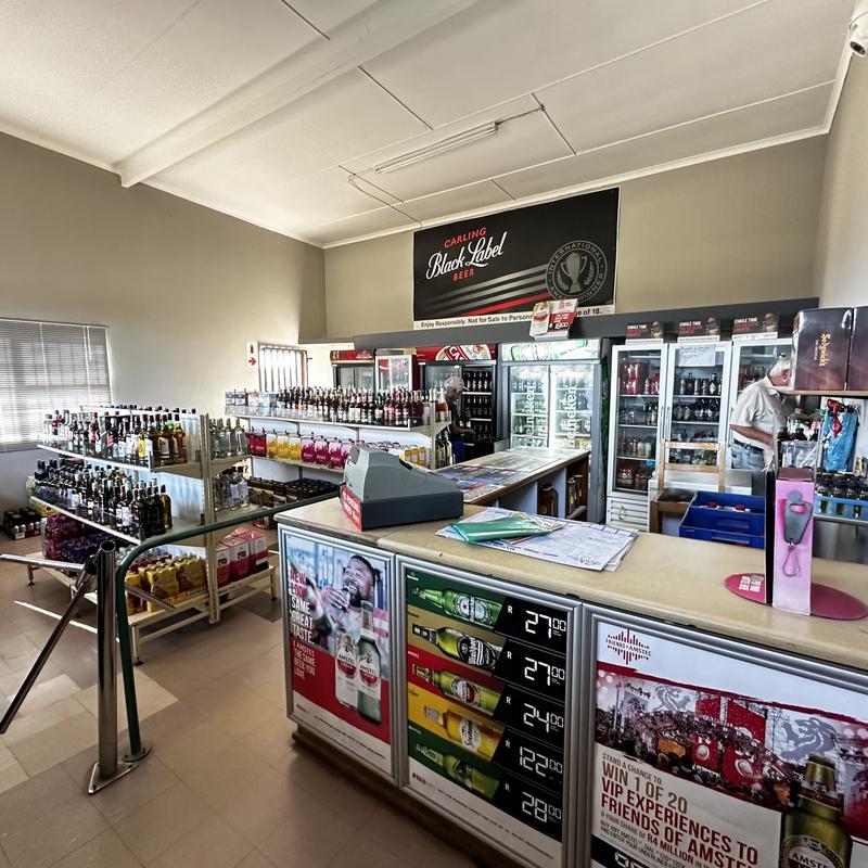 Commercial Property for Sale in Glentana Western Cape